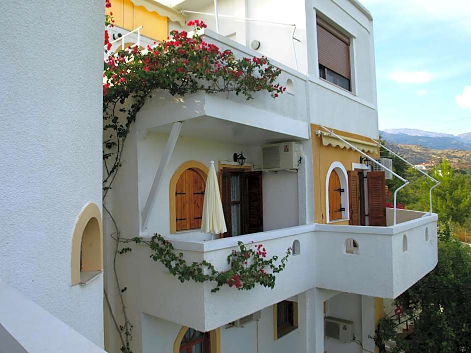 Kastro Studios Apartments