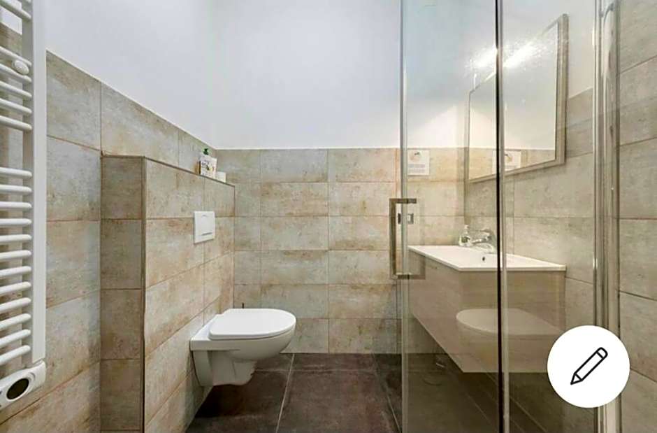 ES - Essential Solution & Emotion Stories (locazione turistica)