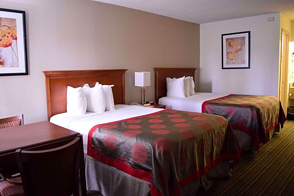 Ramada by Wyndham Savannah Gateway