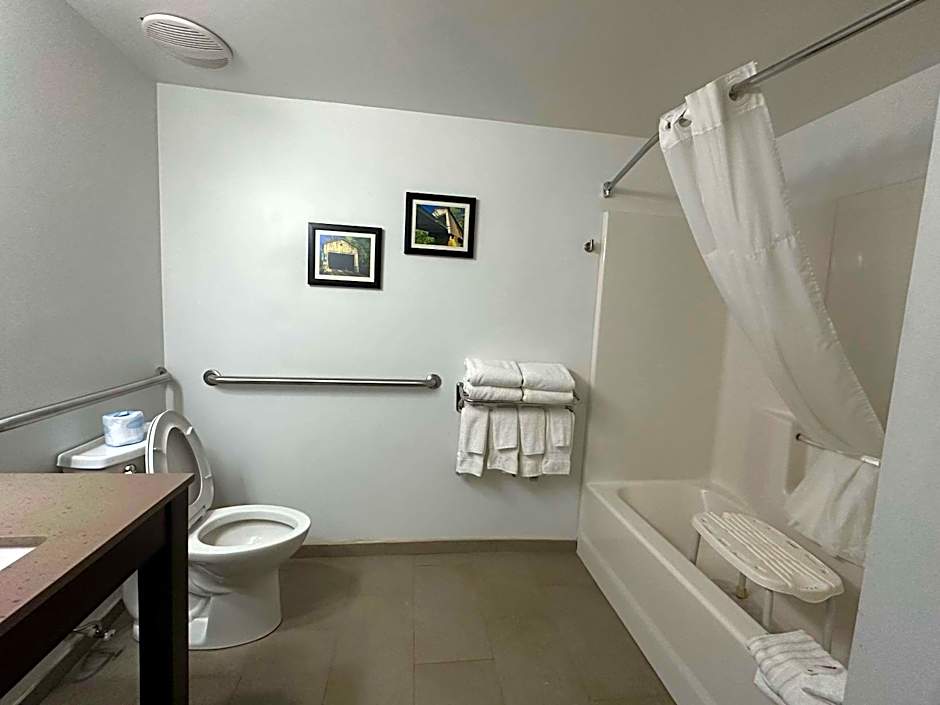 Comfort Inn & Suites Cartersville - Emerson Lake Point
