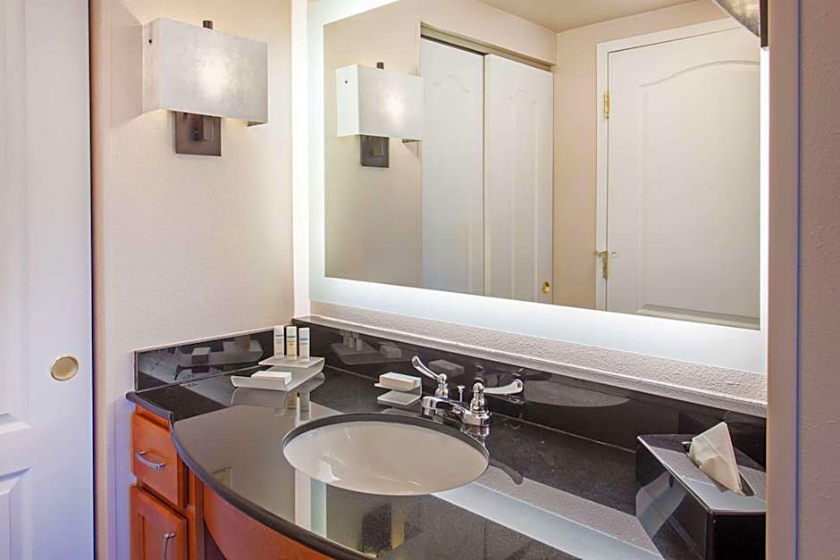 Homewood Suites by Hilton Fairfield-Napa Valley Area