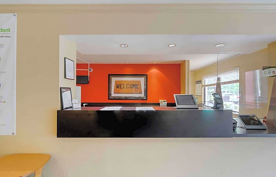 Extended Stay America Select Suites Tampa Airport Memorial