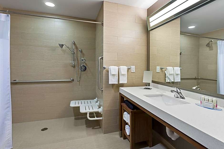 Courtyard by Marriott Houston Katy Mills