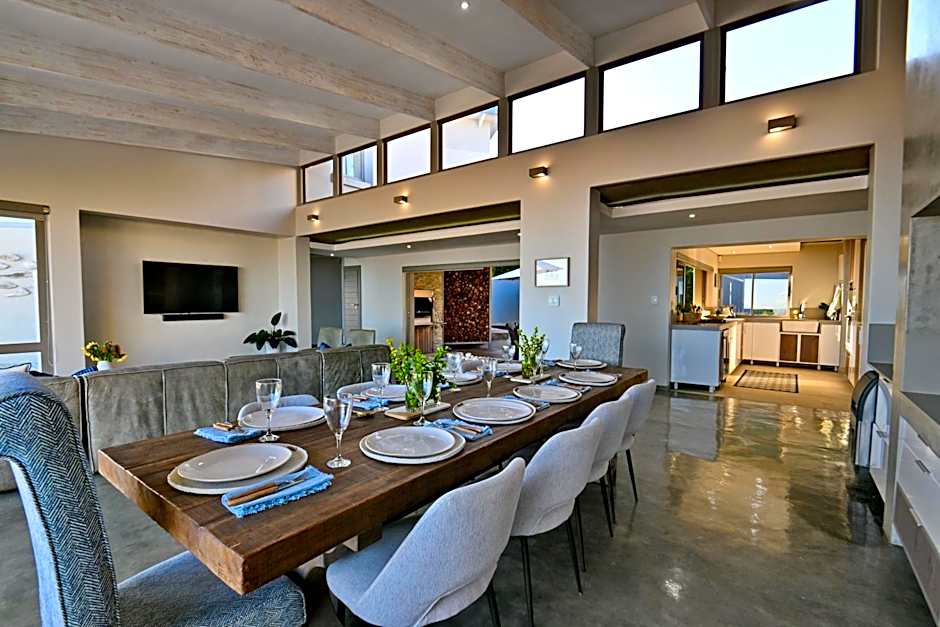 At Last Glentana Beach Manor