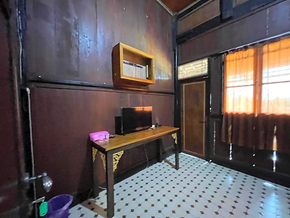 Villa Oriental Curug Nangka