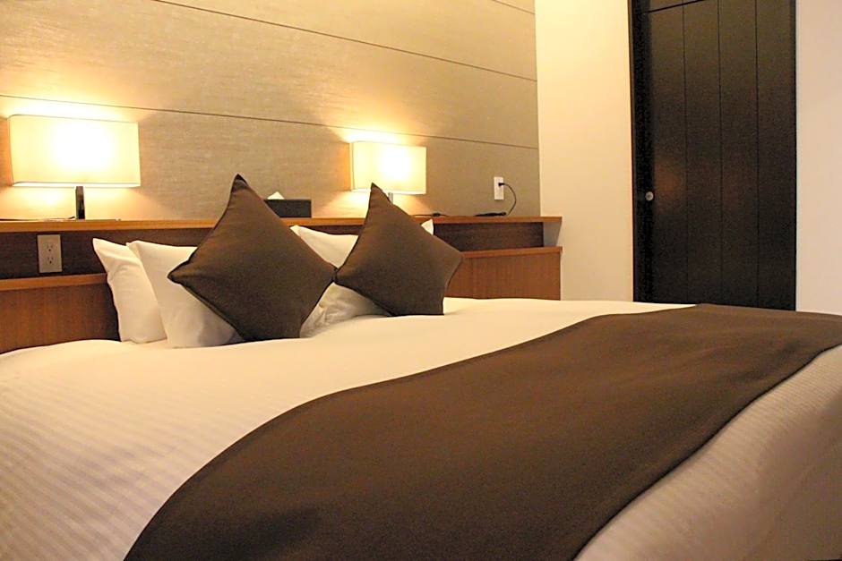 Mountain Side Hakuba