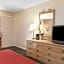 Howard Johnson by Wyndham Bakersfield