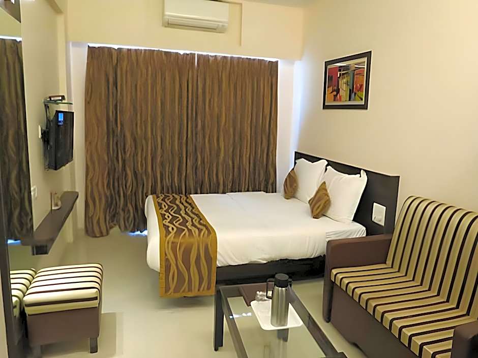 Hotel Sunny International