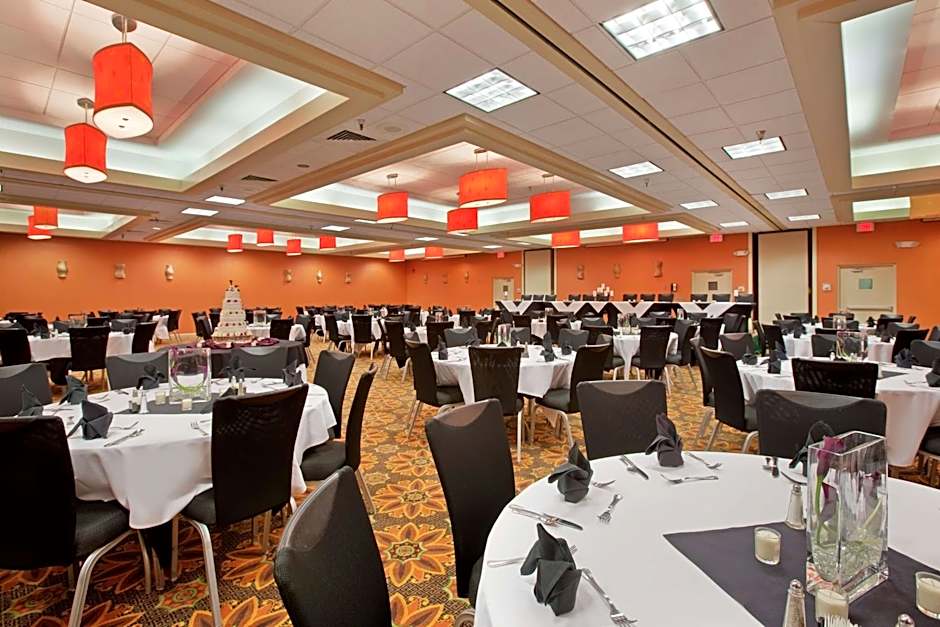 DoubleTree By Hilton Hotel Springfield