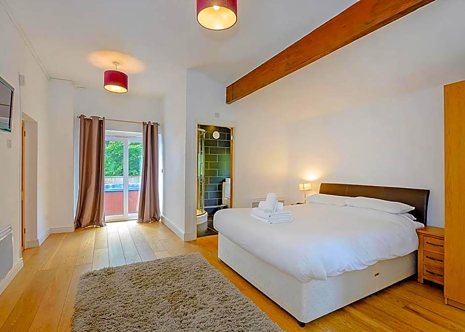 Penvale Lakes Lodges