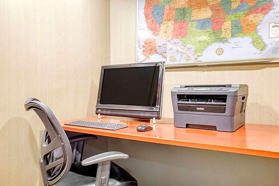 Days Inn by Wyndham Greenville