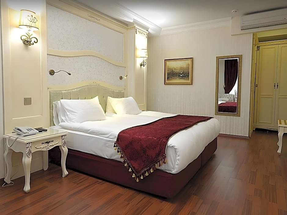 Photo 1 of 6 of Suite