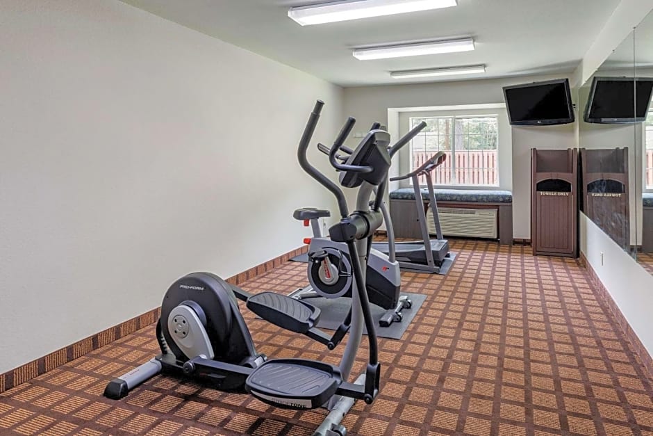 Quality Inn & Suites Longview I-20