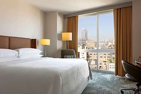 King Room - Club Level
