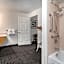 Travelodge by Wyndham Traverse City MI