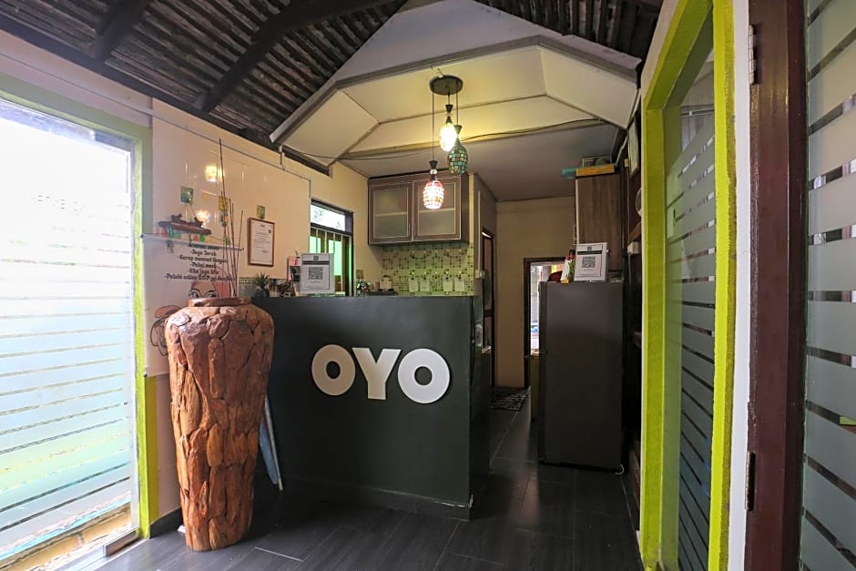 OYO 90038 Dalyla Inn Chalet