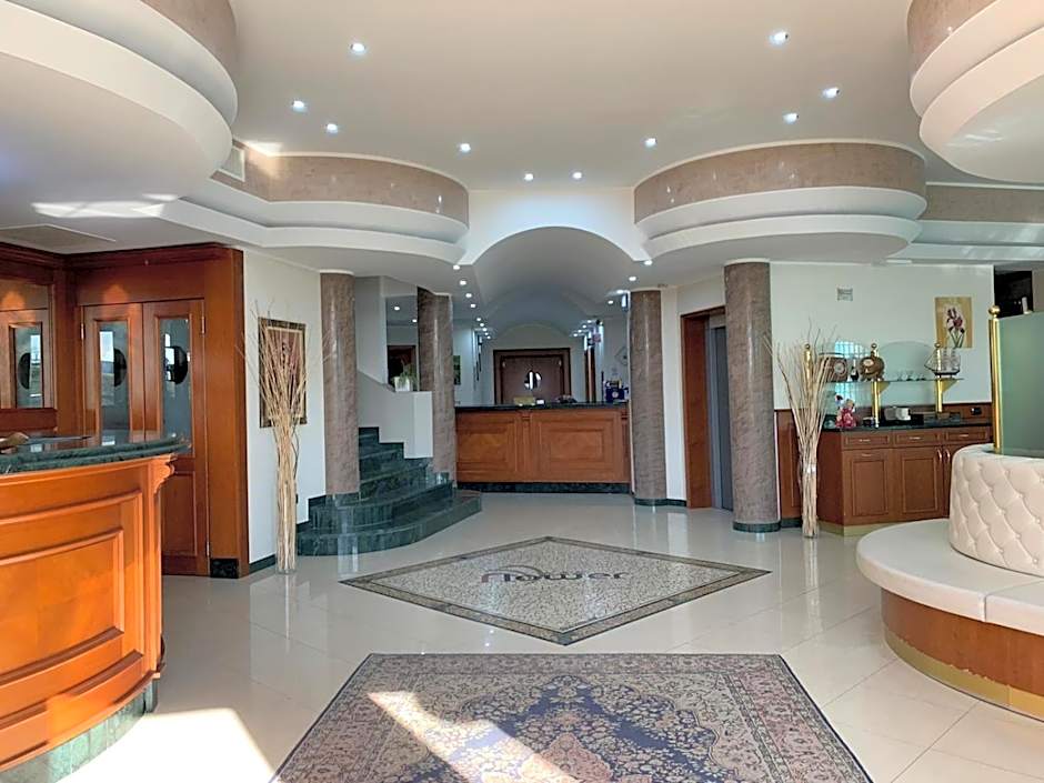 Hotel - Motel Flower