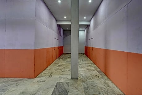 Hotel O Rudhra