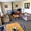 Montville Holiday Apartments