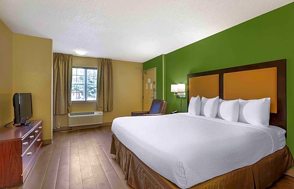 Extended Stay America Suites - Fresno - North