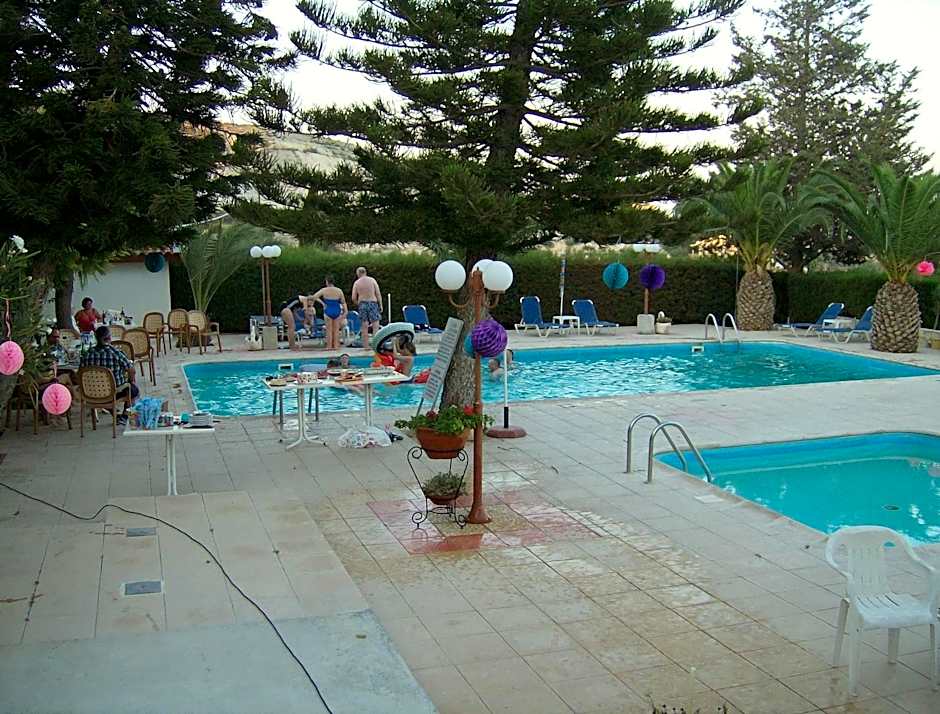 Rantzo Holiday Apartments