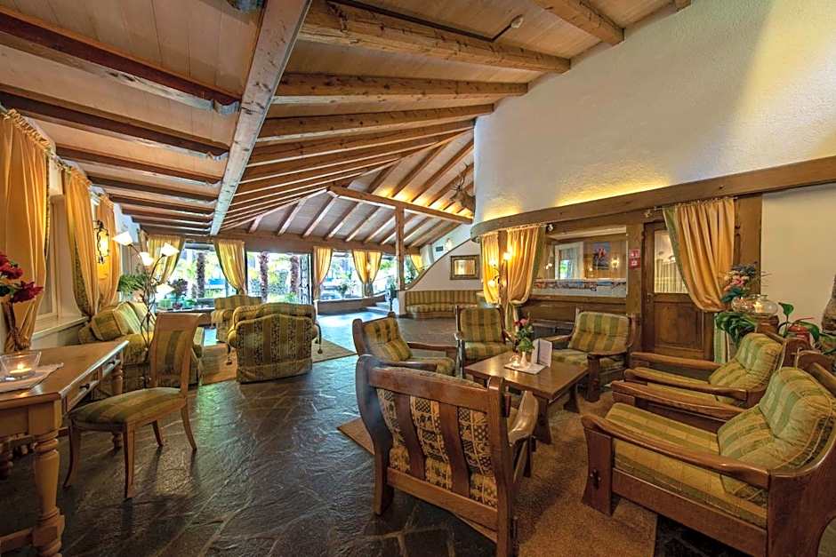 PALMENGARTEN Hotel Gstör