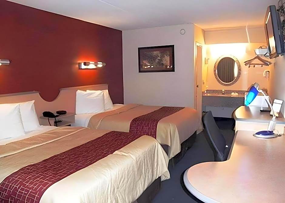 Rodeway Inn – Fort Wayne, IN