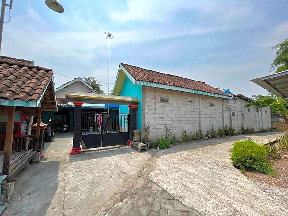 Hotel O Kost Bu Tutik Syariah
