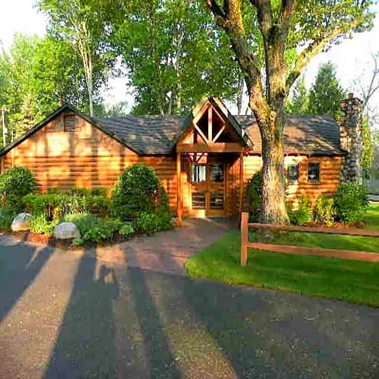 Shanty Creek, Condo, Golf ,Sleeps 4, Pets welcome!