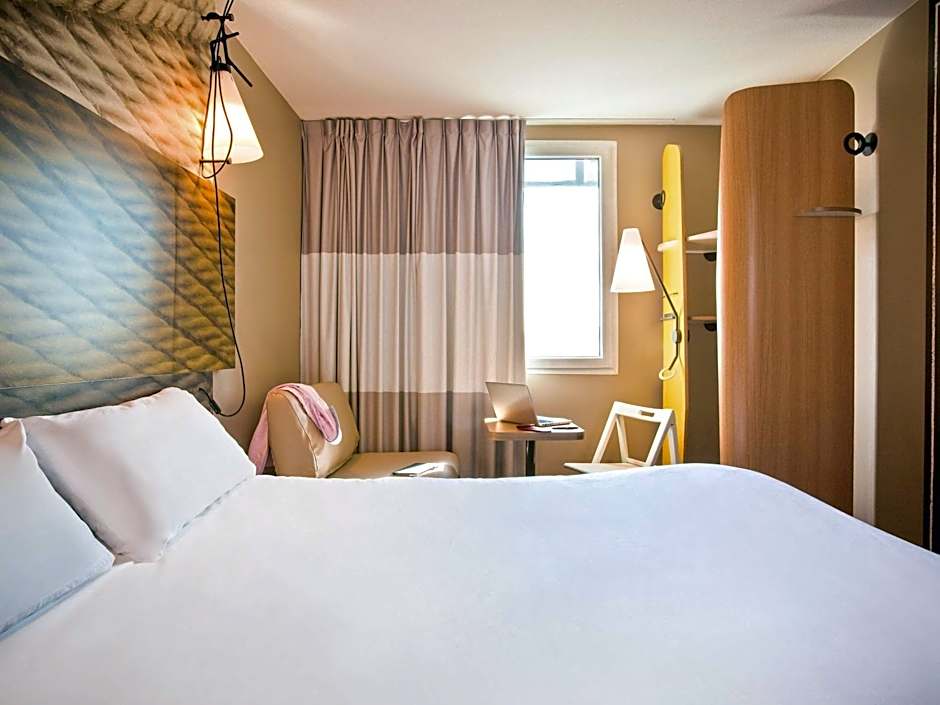 ibis Paris Porte de Clichy Centre