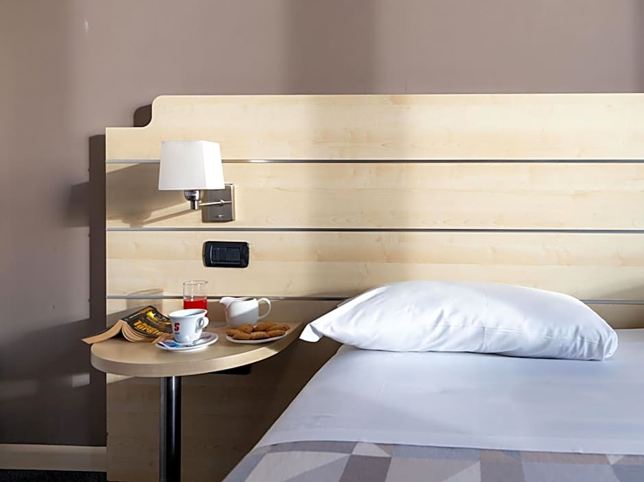 Hotel Giallo