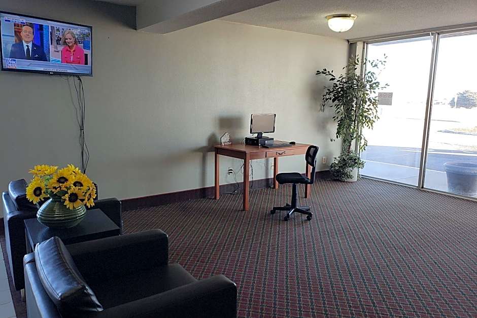 OYO Hotel Goodland KS Hwy 24