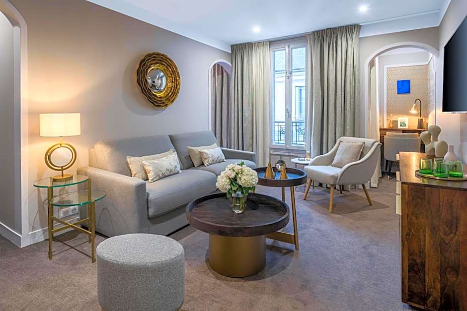 Hotel Camille Paris Gare de Lyon, Tapestry Collection by Hilton