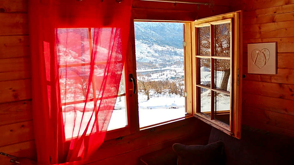 Les Chalets De Lozzi