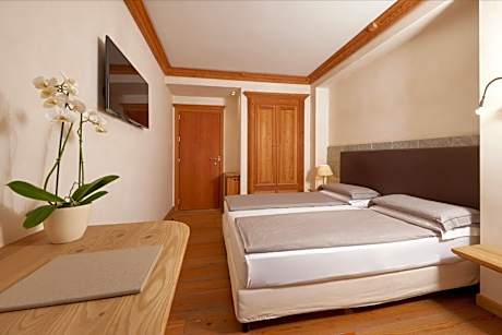 Standard Double or Twin Room with Balcony