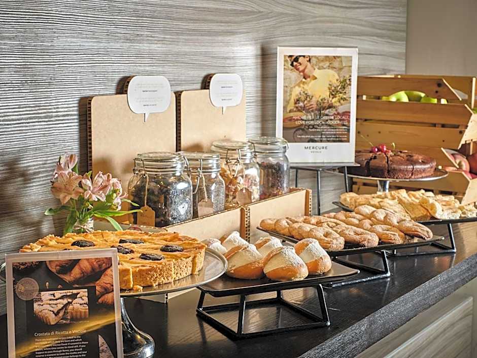 Mercure Roma Centro Colosseo Hotel