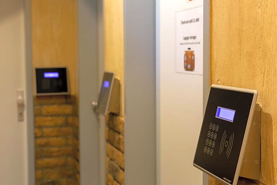 Do Step Inn Central - Self-Service-Hostel