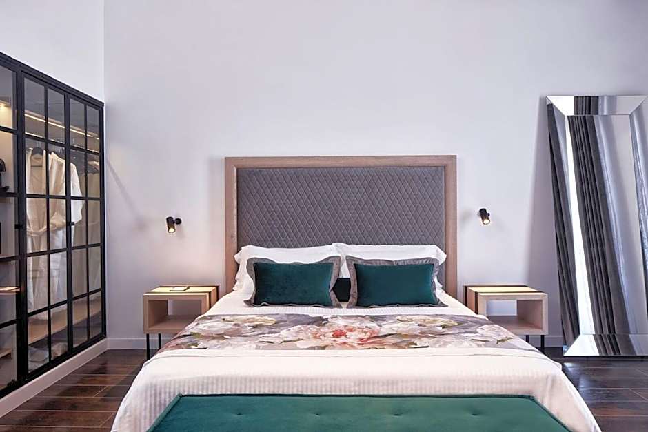 Katikies Garden Santorini - The Leading Hotels Of The World