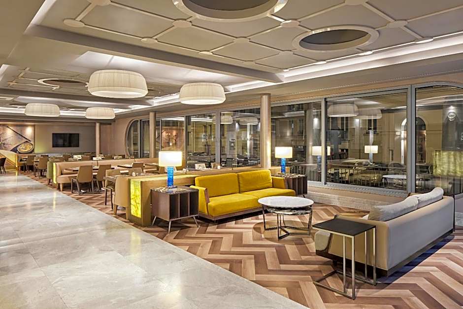 Titanic Comfort Mitte