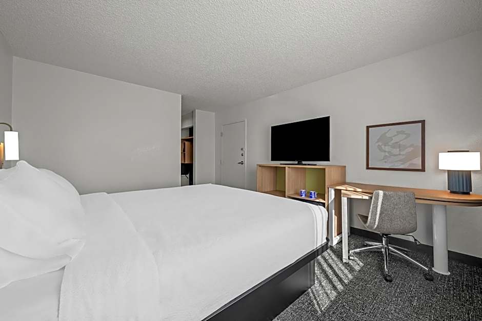 Spark by Hilton Cleveland Beachwood