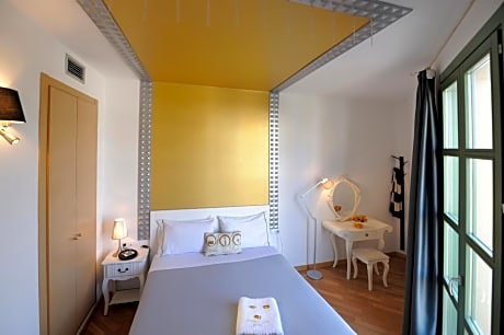 Junior Suite with Balcony
