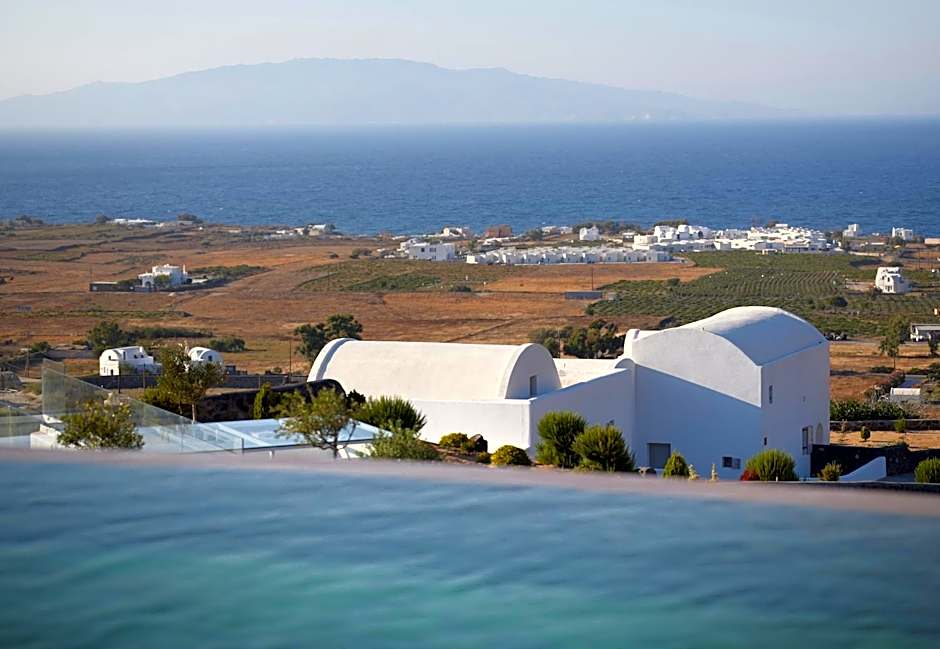 Danae Suites Santorini