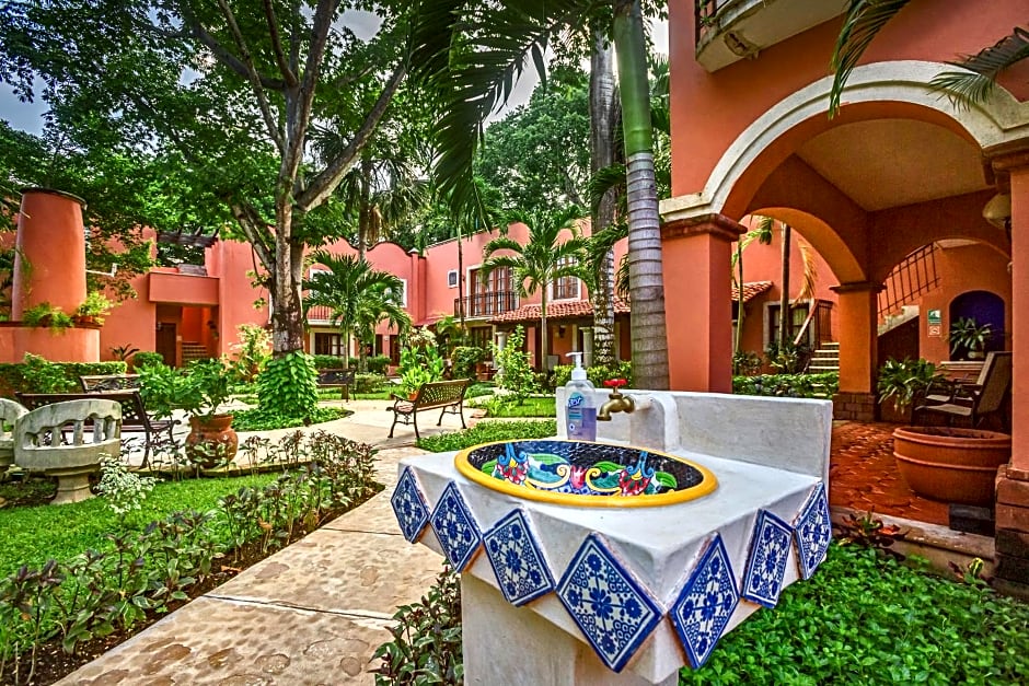 Hacienda San Miguel Hotel & Suites