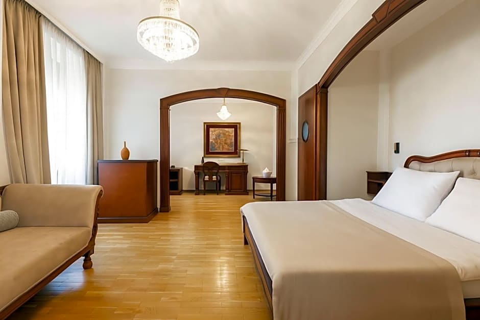 Hotel Majestic