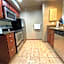 Grandview Lake Chelan- Waterfront View, Pool, Hot tub, Golf, 1 Min To Downtown