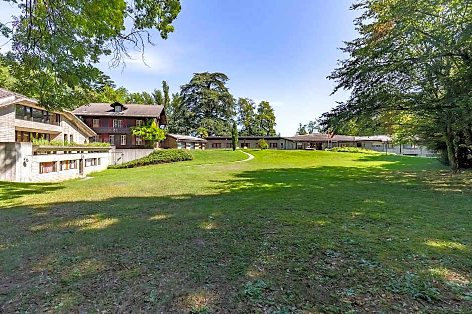 John Knox International Center