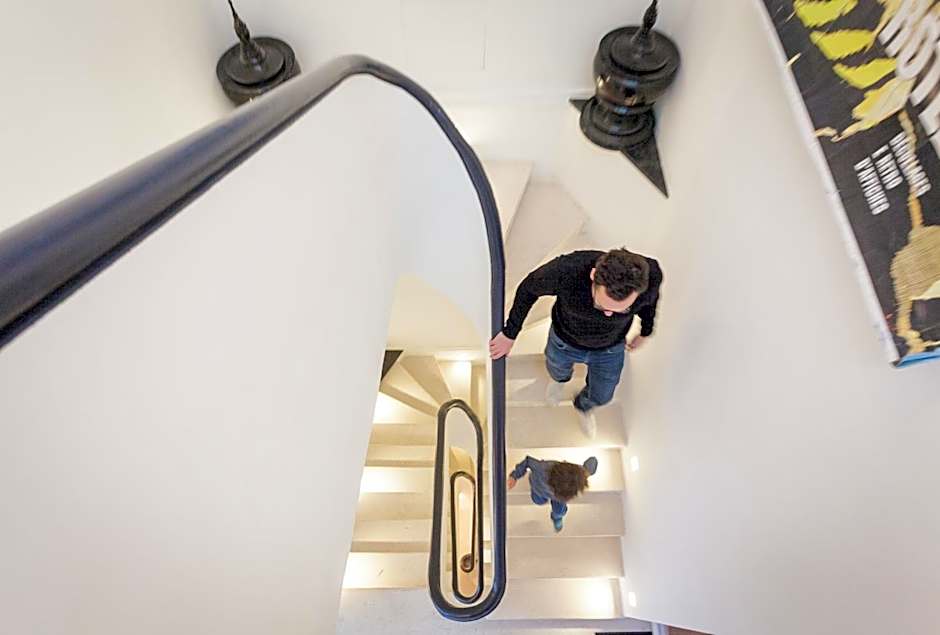 Maison Du Collectionneur