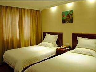 GreenTree Inn Jingjiang Bus Station Express Hotel