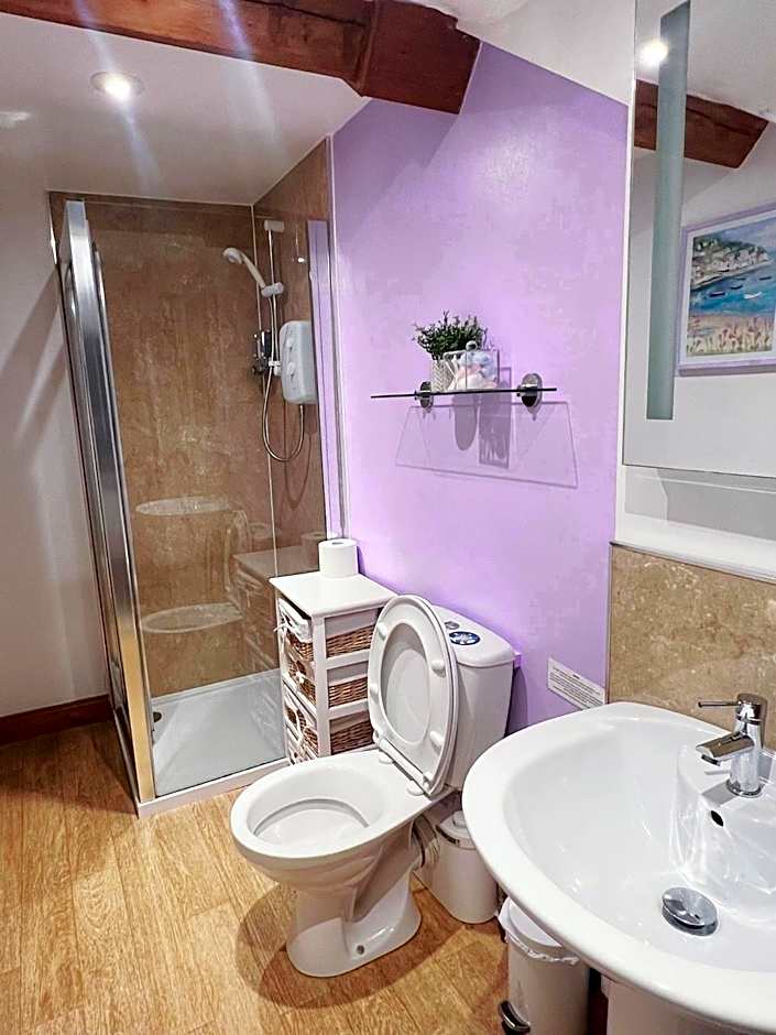 Ellies Guest House