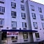 Days Inn by Wyndham Brooklyn Borough Park